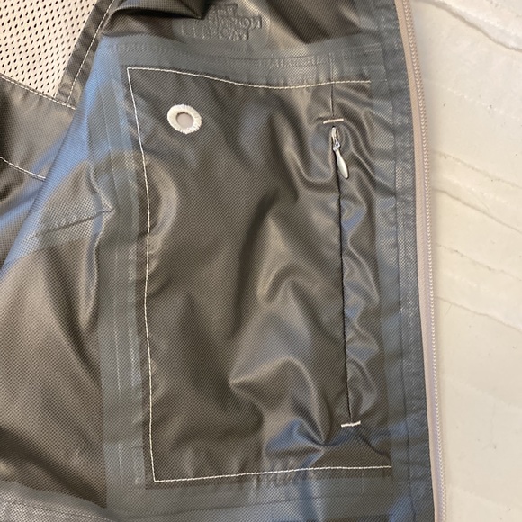 Awesome North Face waterproof trench - Picture 8 of 13